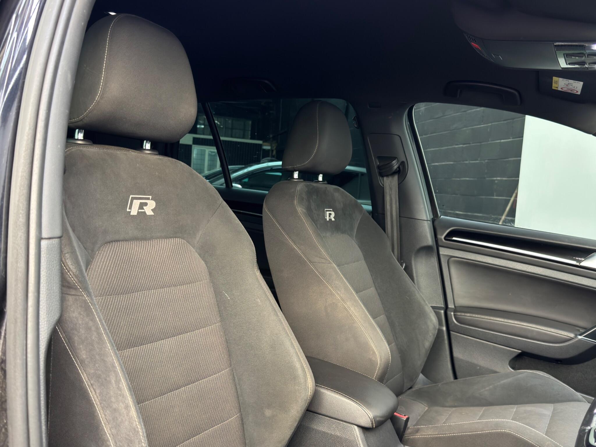 Volkswagen Golf view 57