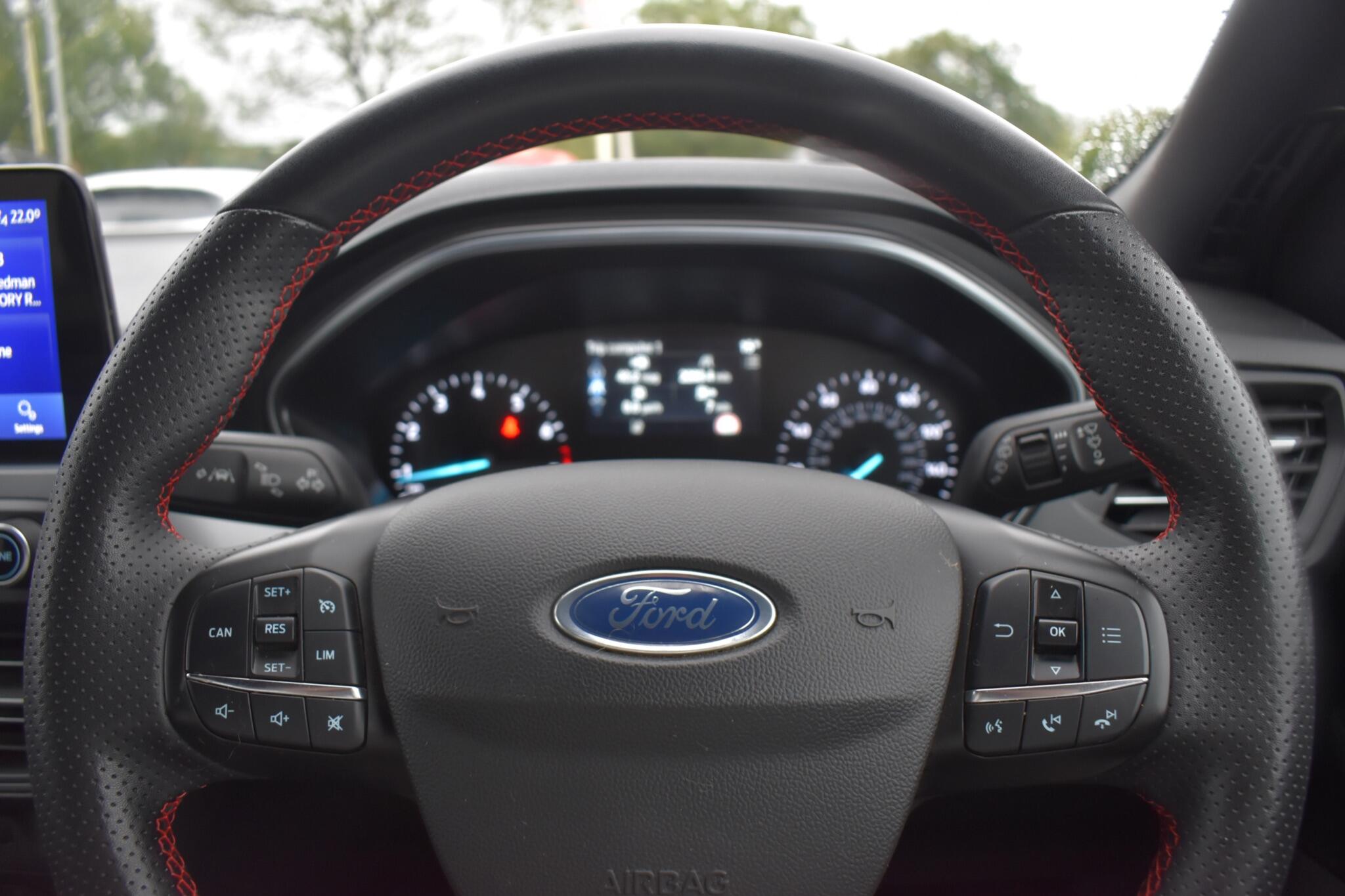 Focus - 1.0T EcoBoost ST-Line Style Euro 6 (s/s) 5dr - Image 15