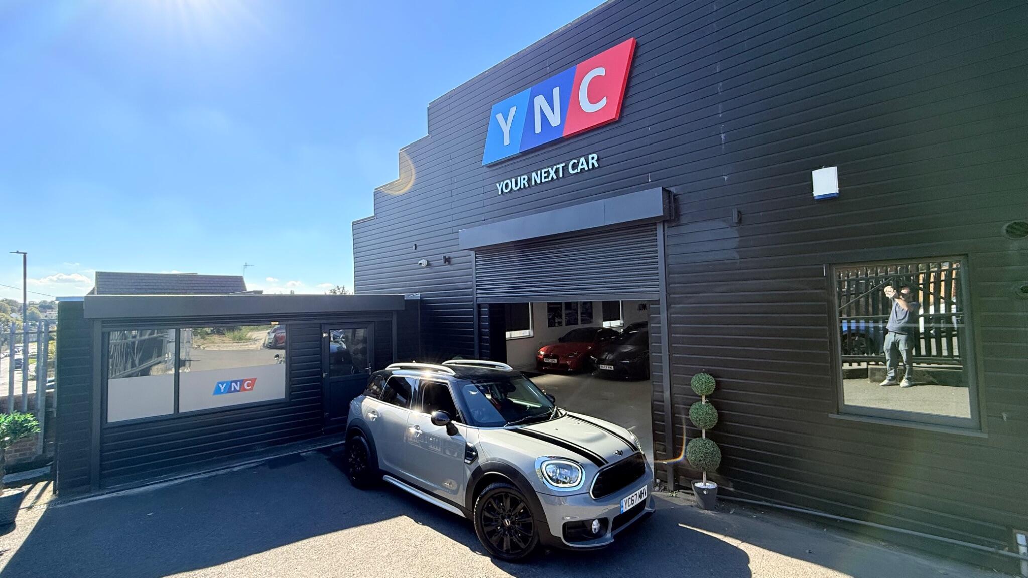 MINI Countryman view 11