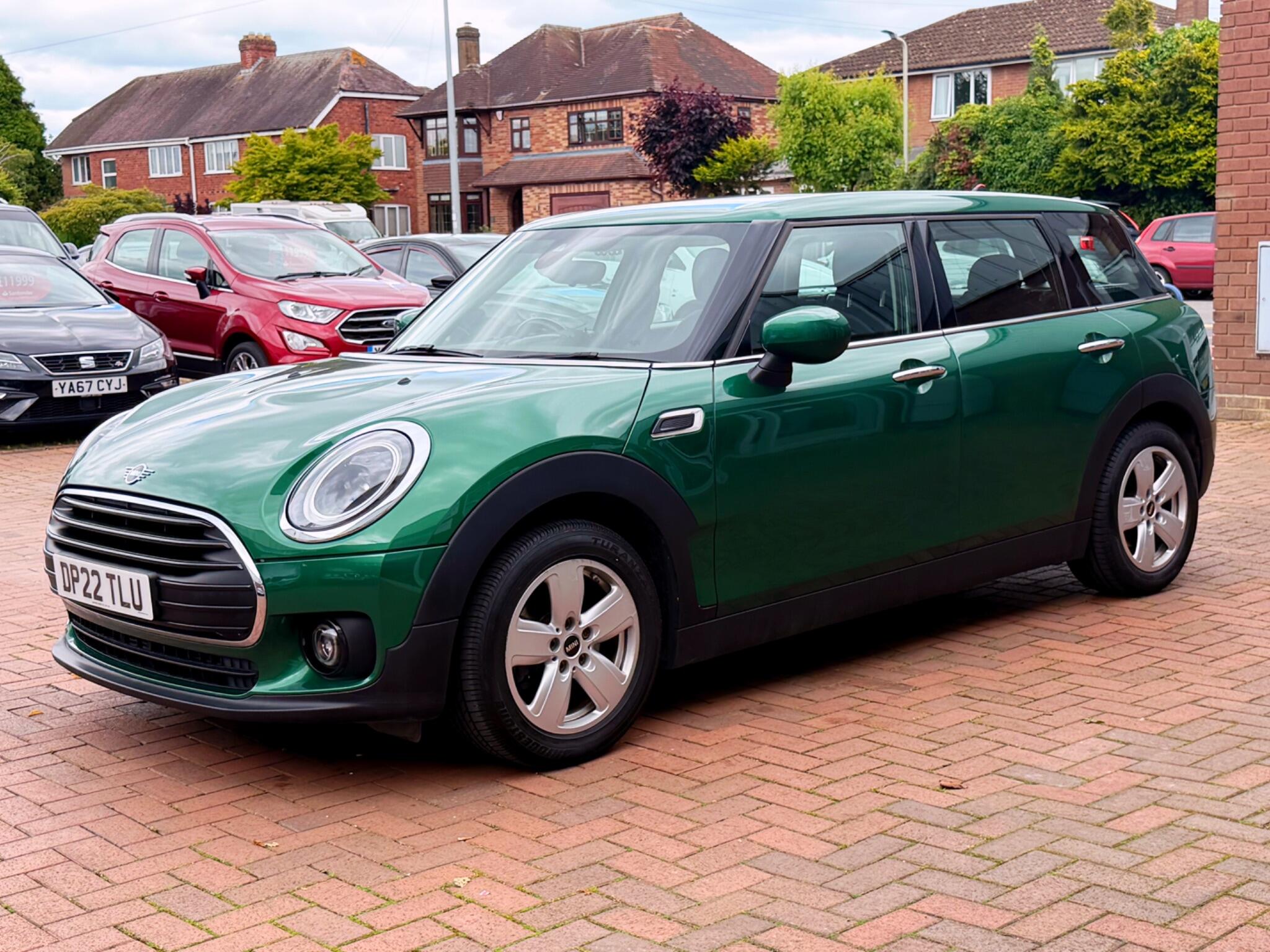 Mini Clubman view 33