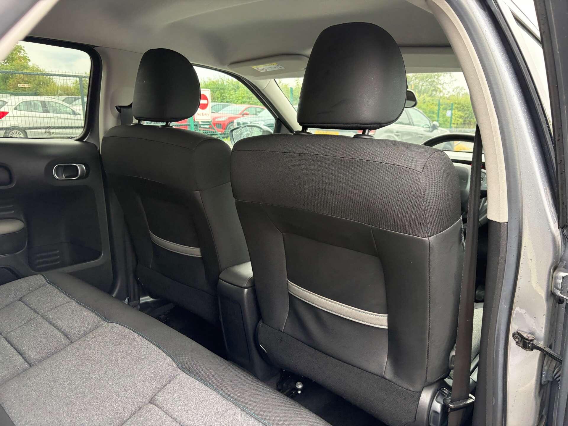 Citroen C4 Cactus view 29