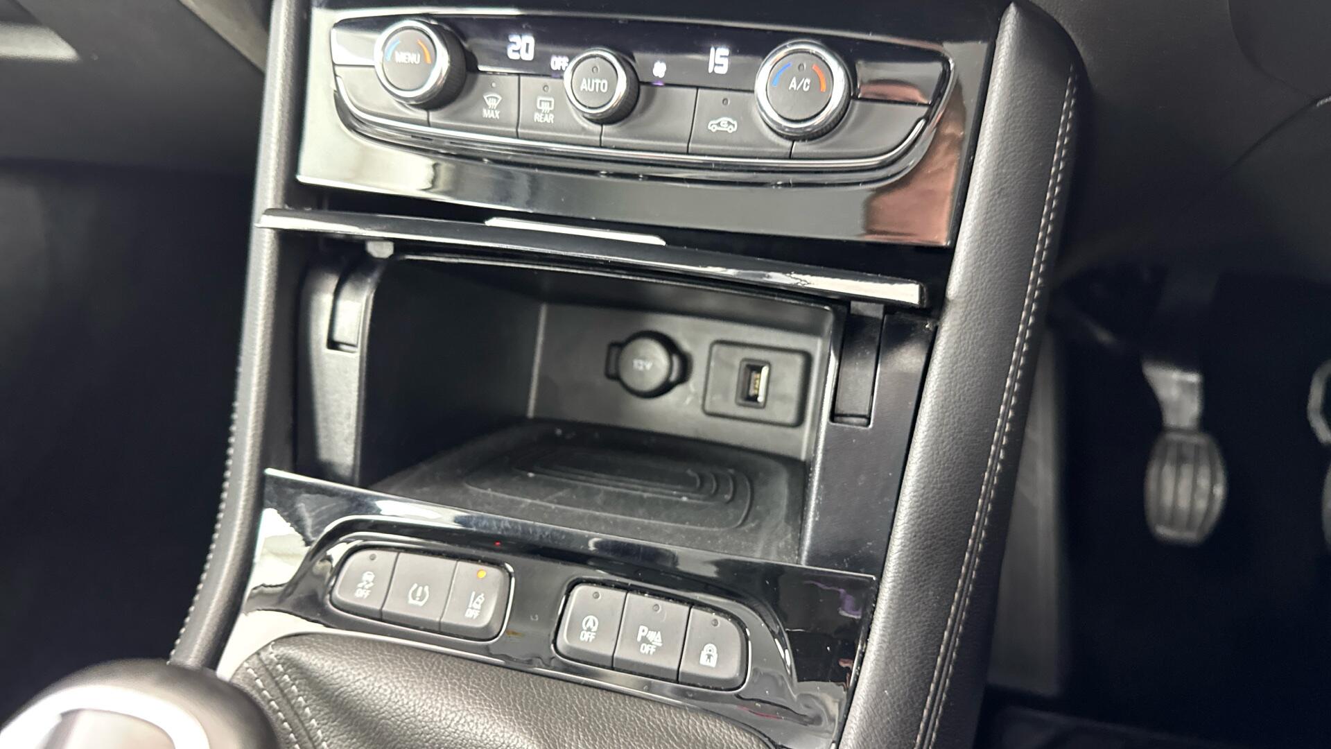 Vauxhall Grandland X view 28