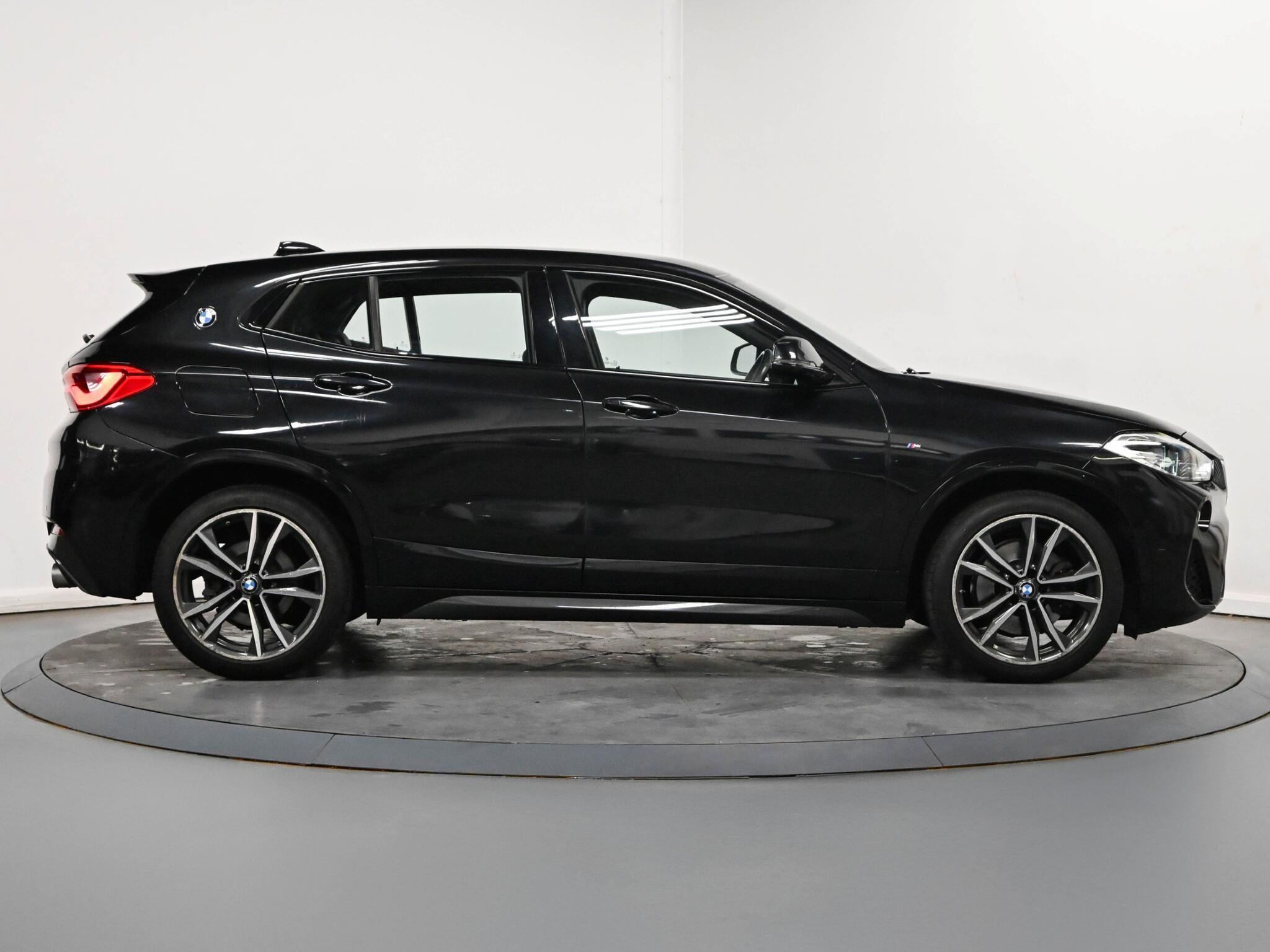BMW X2 view 22