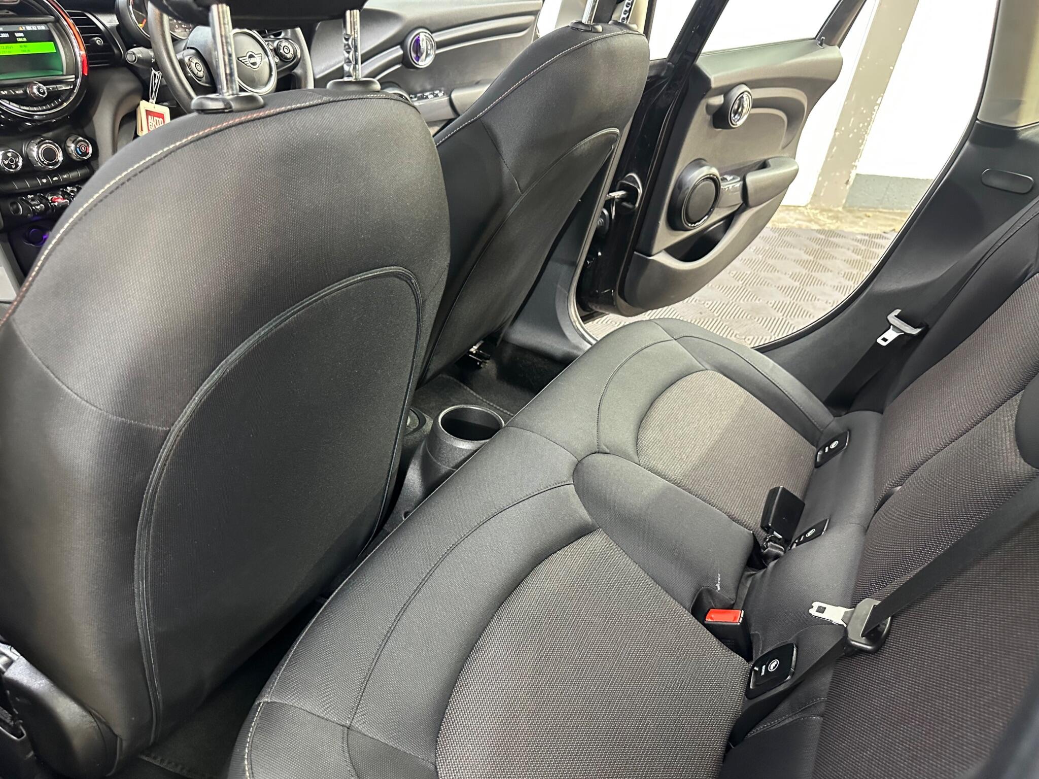 Mini Hatch view 40