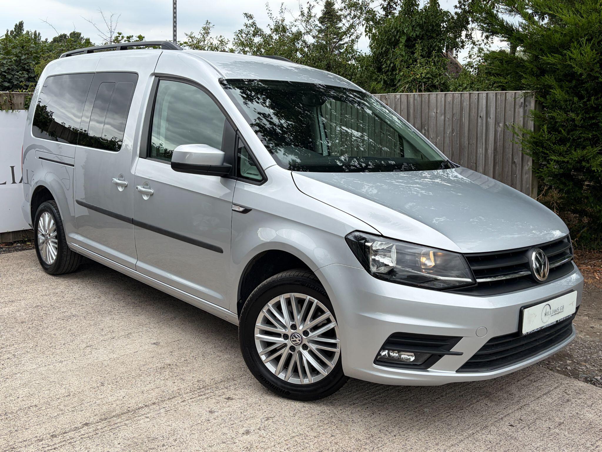 2021 Volkswagen Caddy Maxi Life in Silver for sale