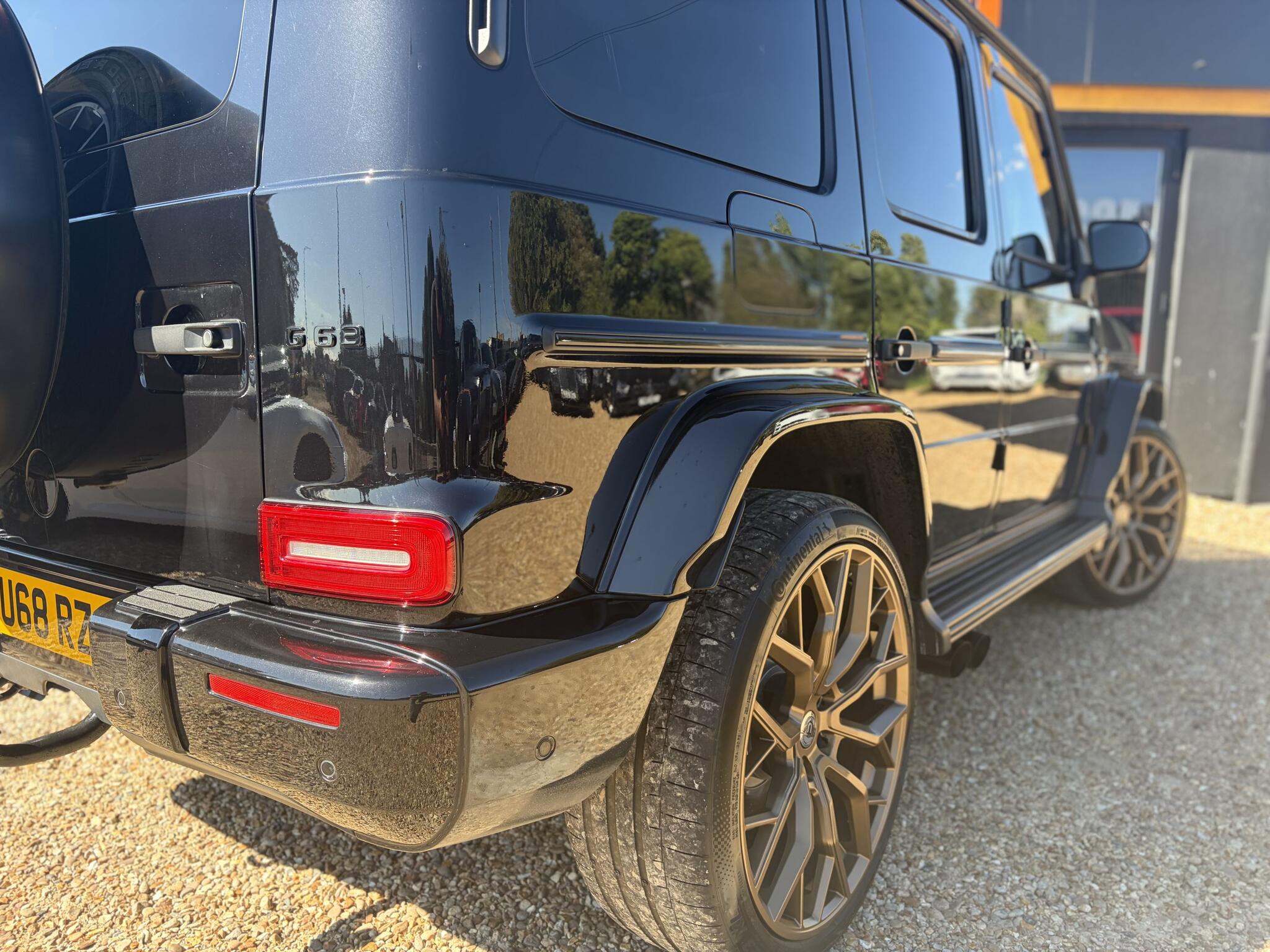 Mercedes-Benz G Class view 15