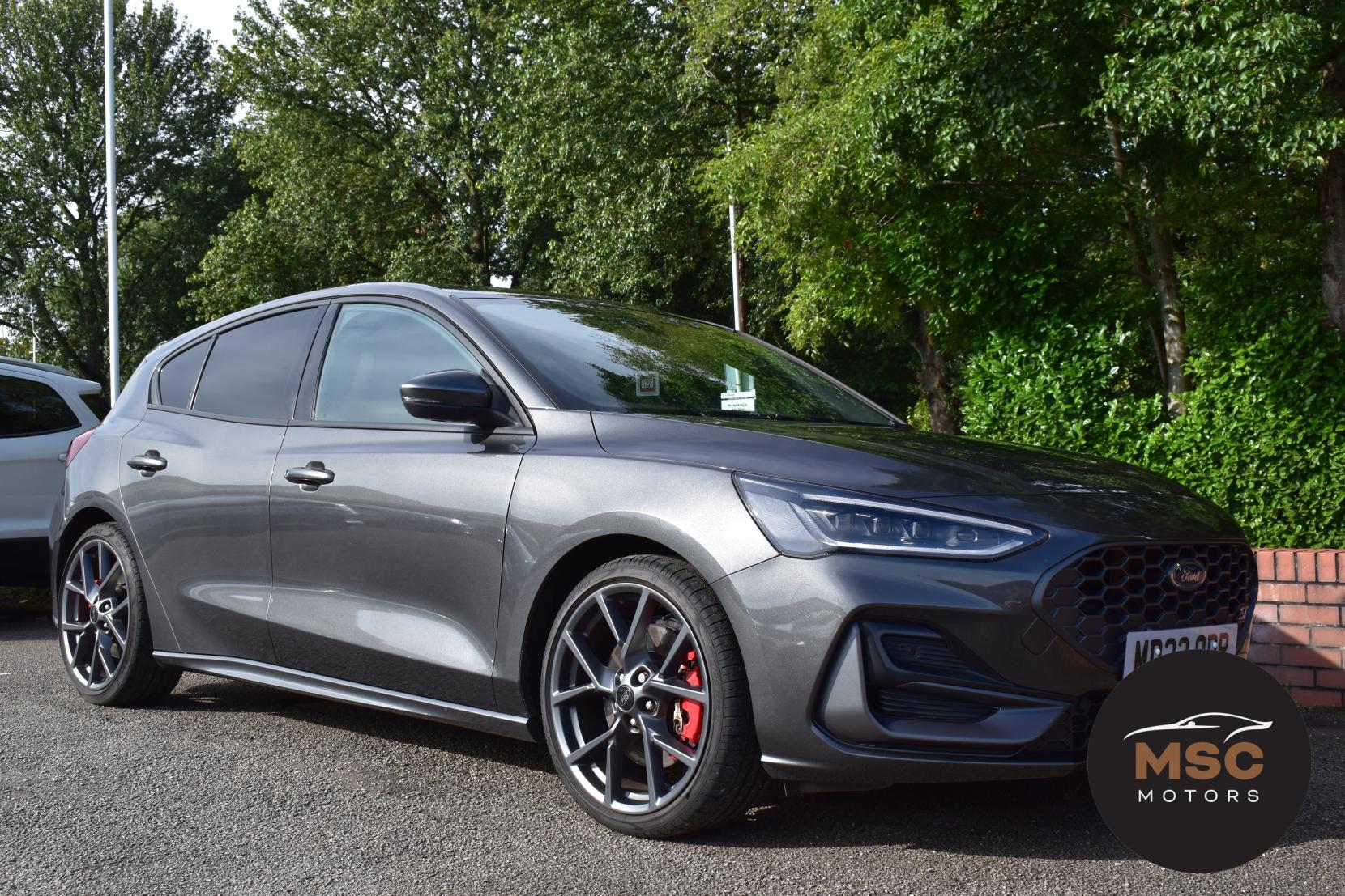 Ford Focus view 24