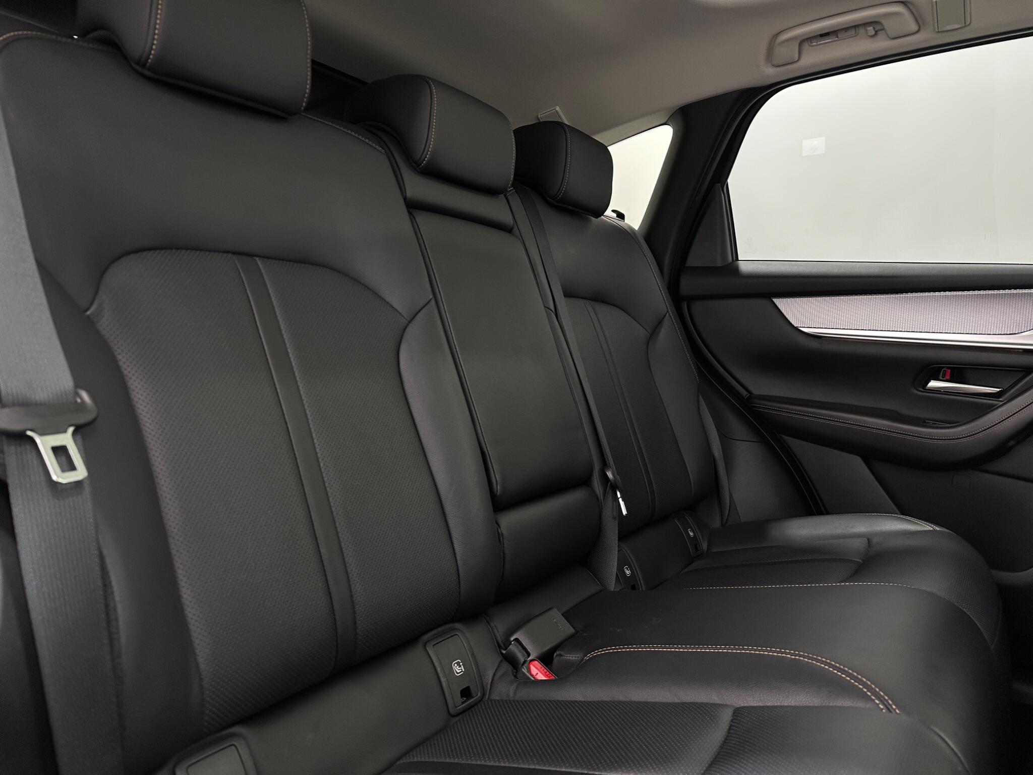 Mazda CX-60 view 45