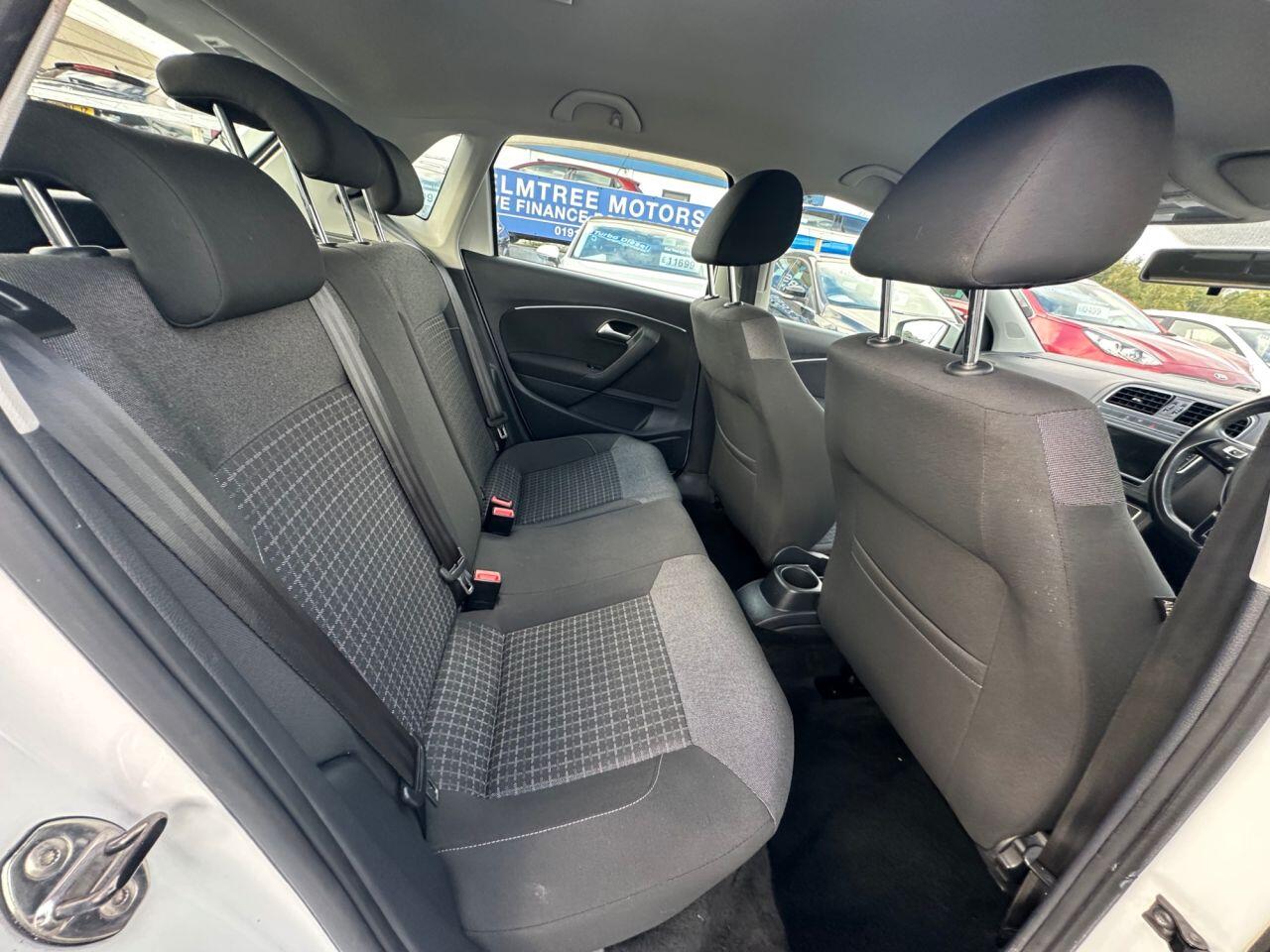 Volkswagen Polo view 31