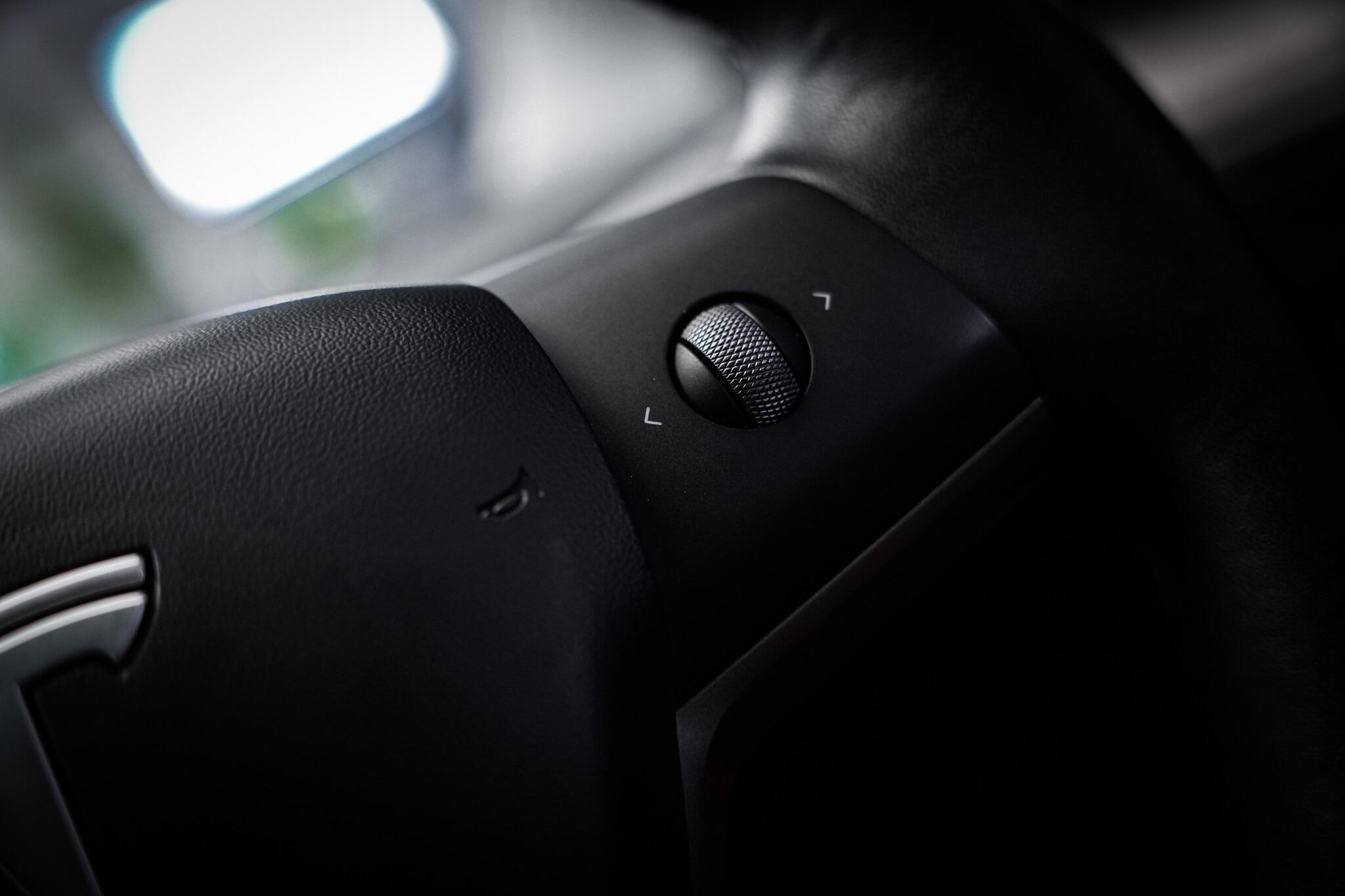 Tesla Model 3 view 44