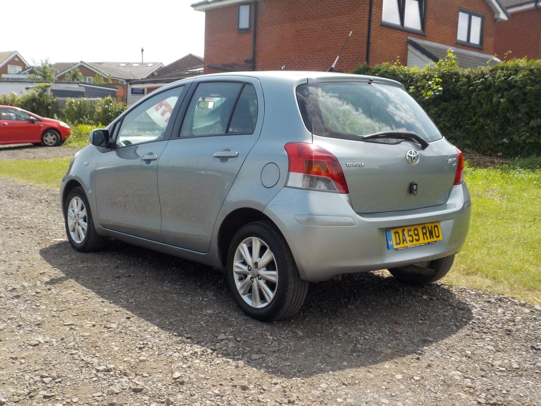 Toyota Yaris 1.33 Dual VVT-i TR Euro 4 (s/s) 5dr