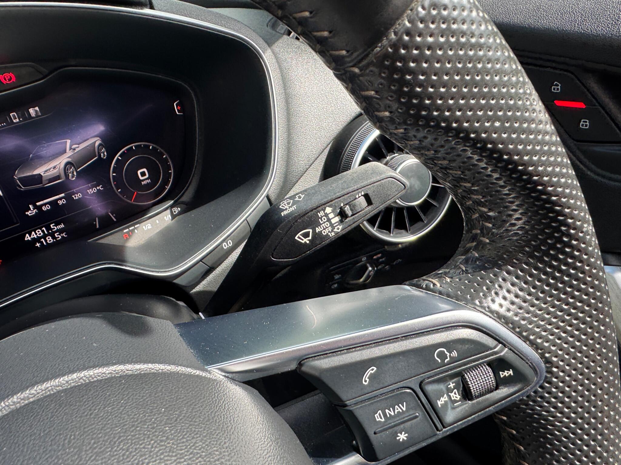 Audi TT view 75
