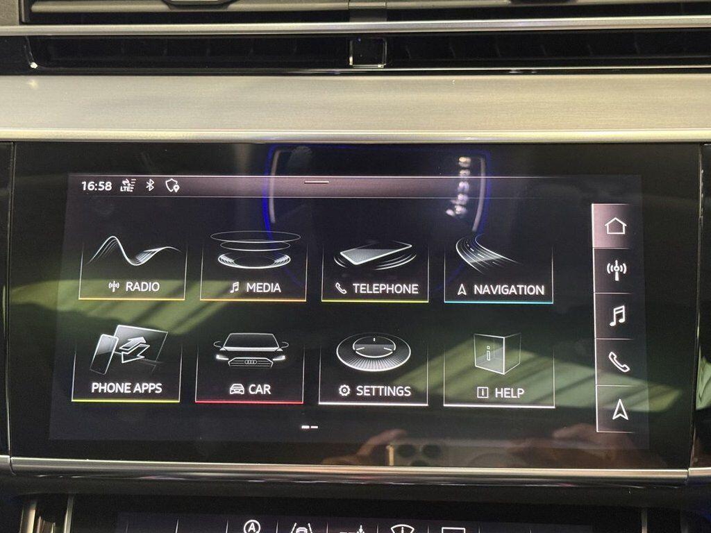Audi A8 view 49