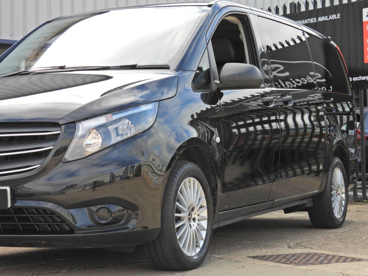 Mercedes-Benz Vito view 8