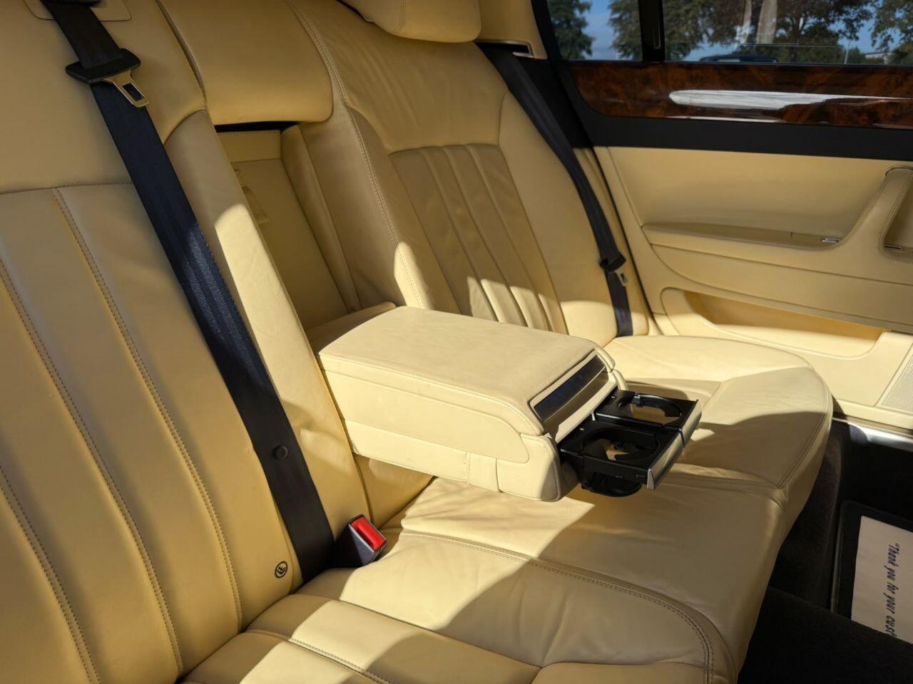 Bentley Continental view 32