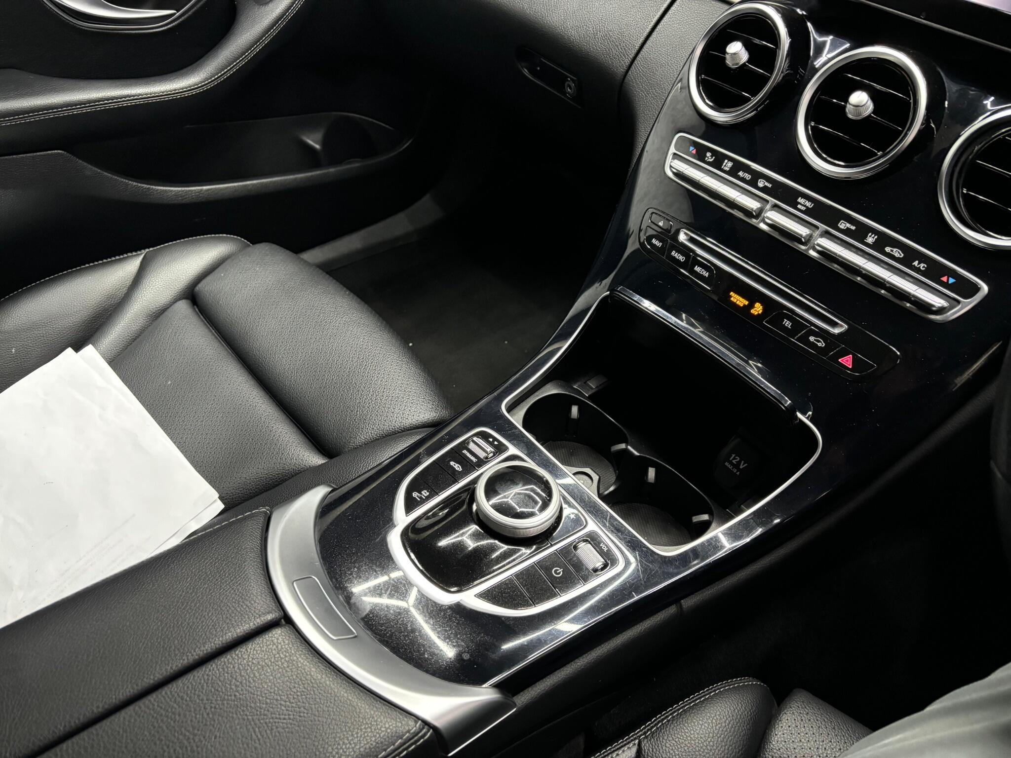 Mercedes-Benz C Class view 10
