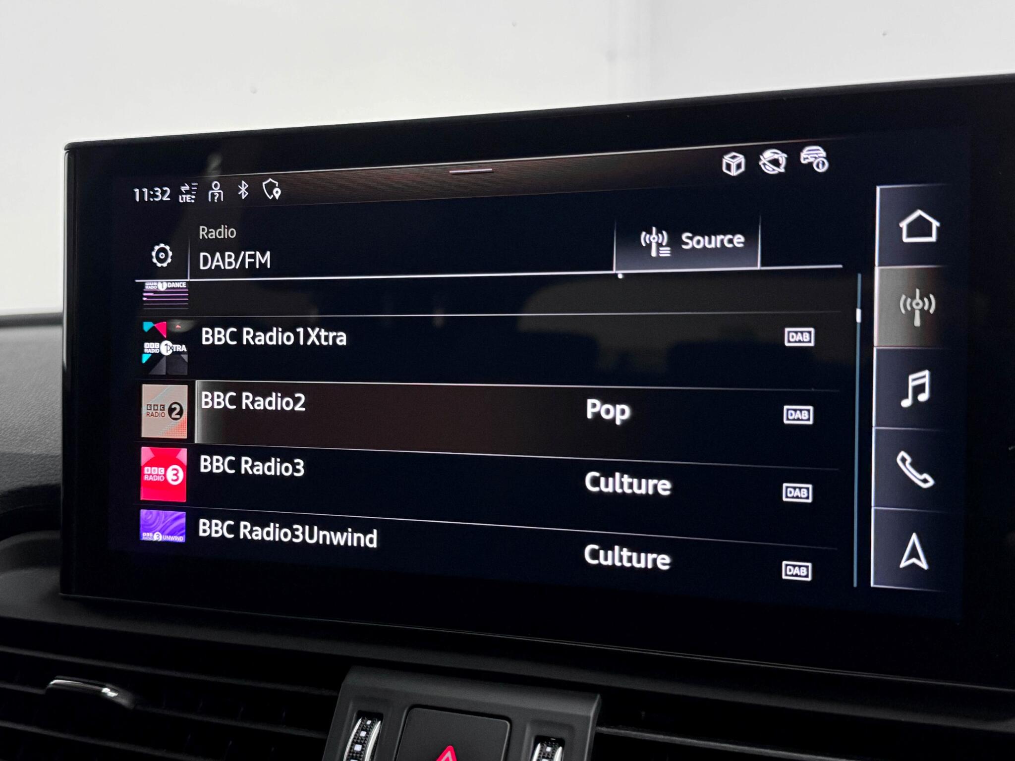 Audi Q5 view 45