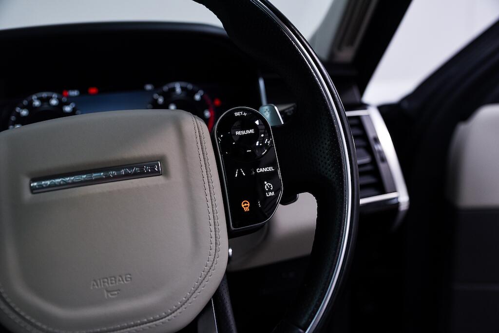 Land Rover Range Rover Sport view 27