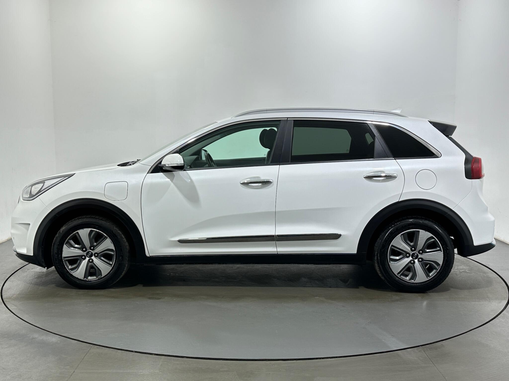 Kia Niro view 5