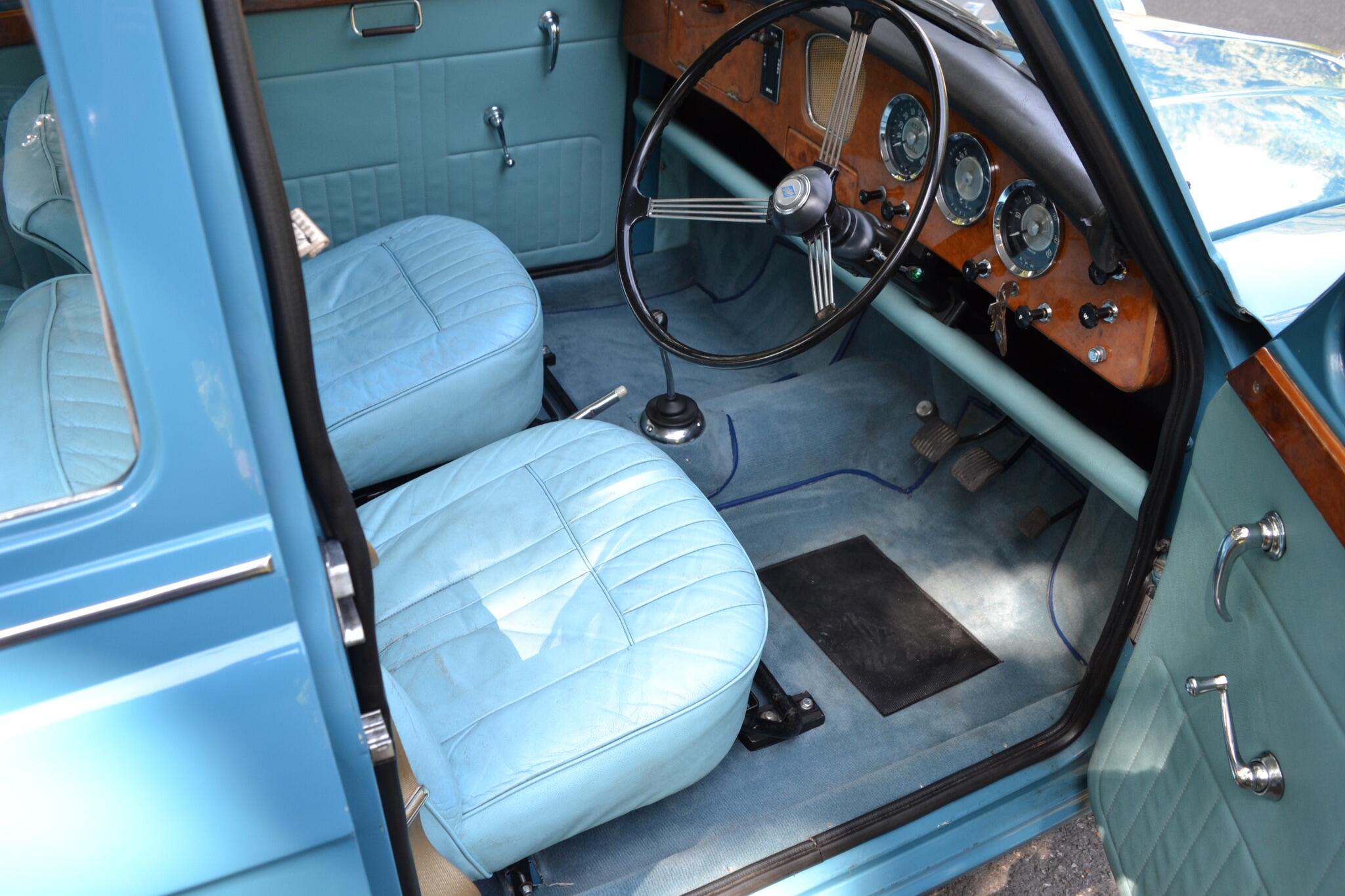 1991 Riley 1.5 view 18