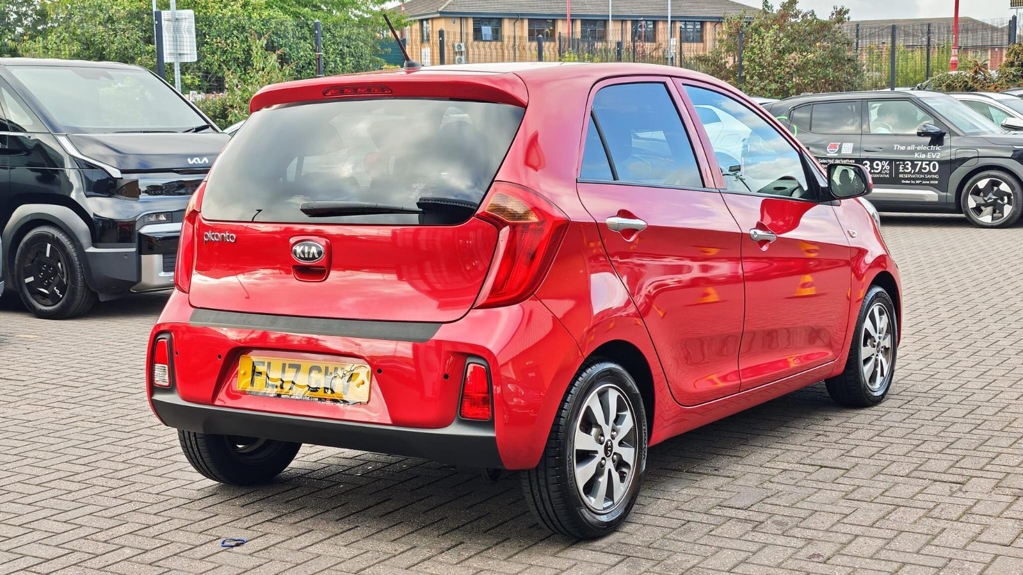 Kia Picanto view 5