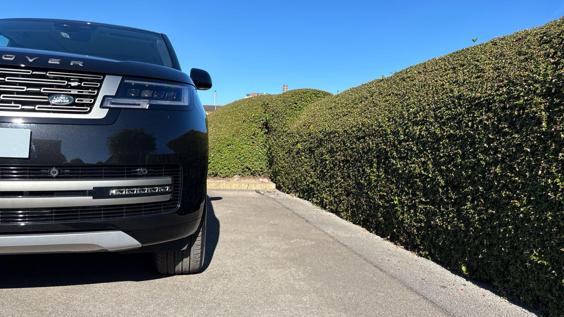 Land Rover Range Rover view 5