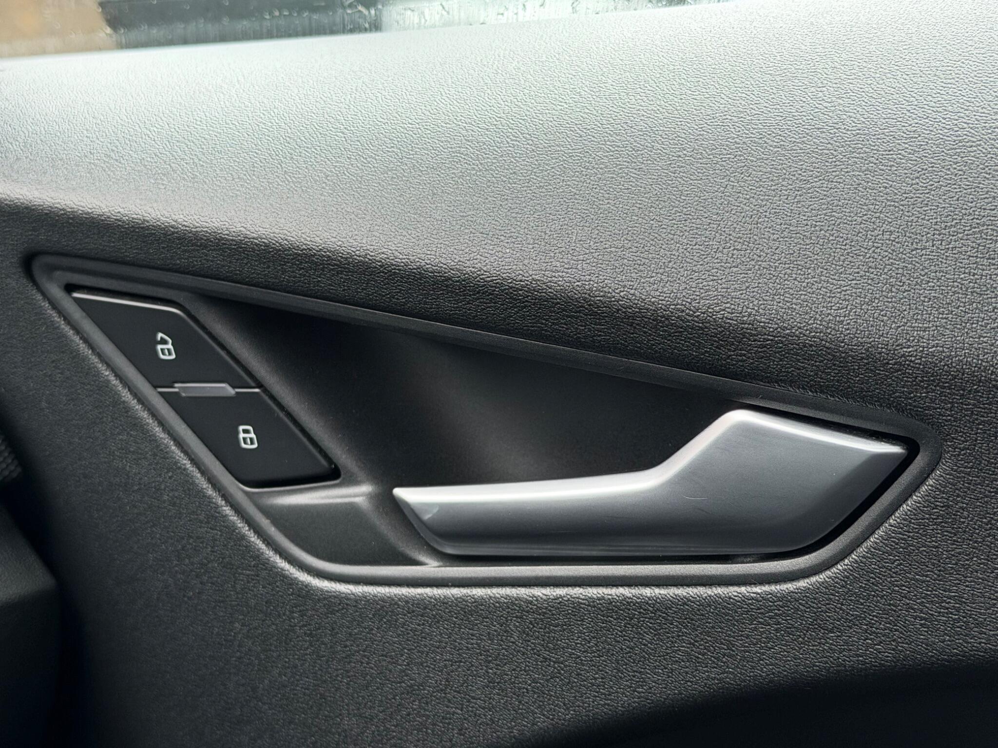 Audi TTS view 32