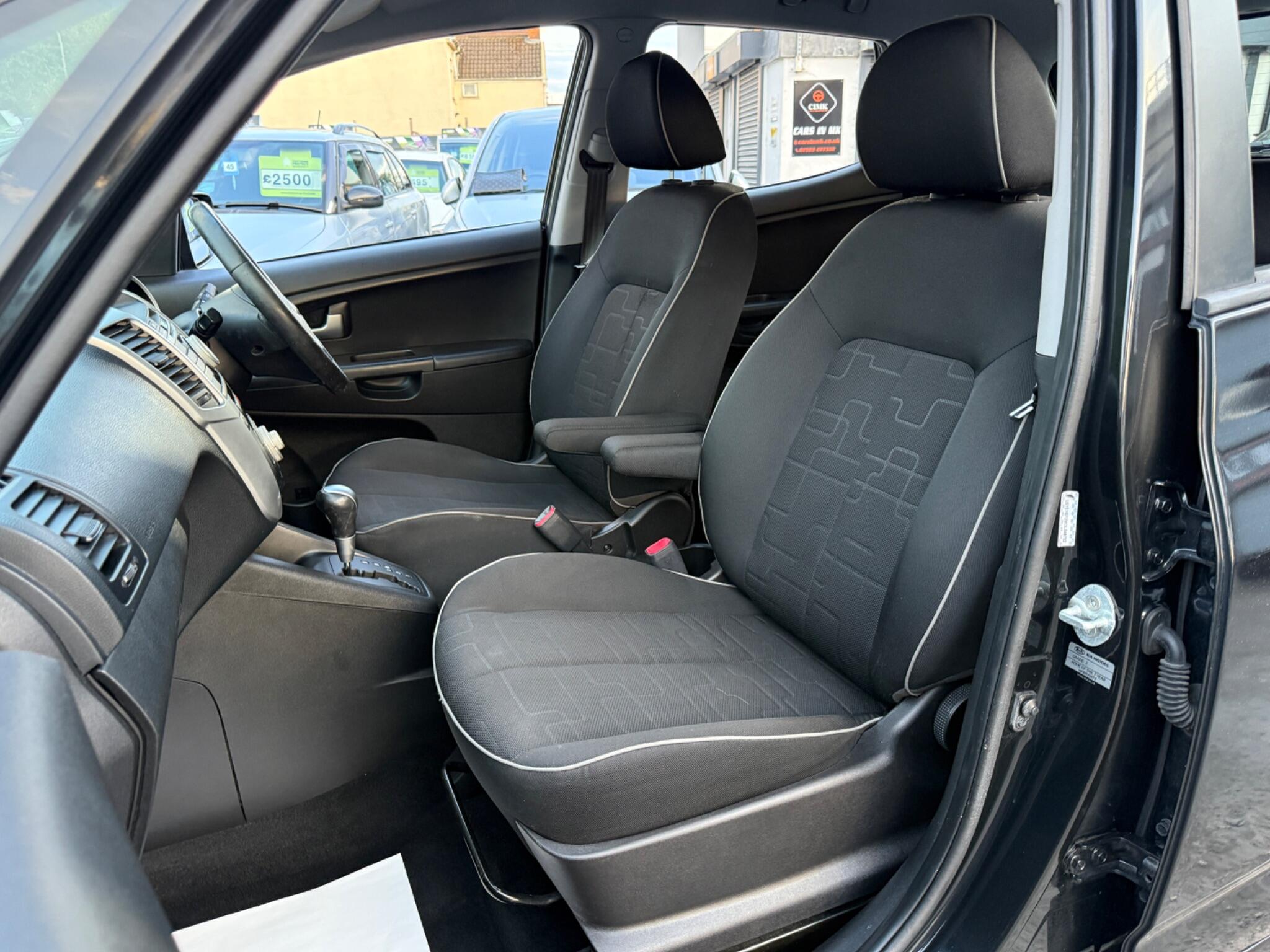Kia Venga - Image 45