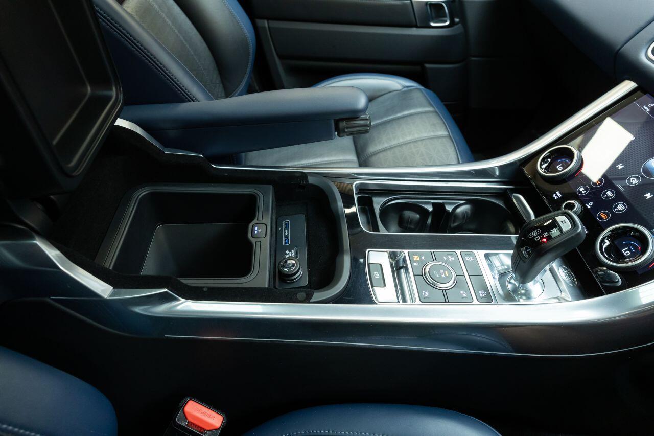 Land Rover Range Rover Sport view 42