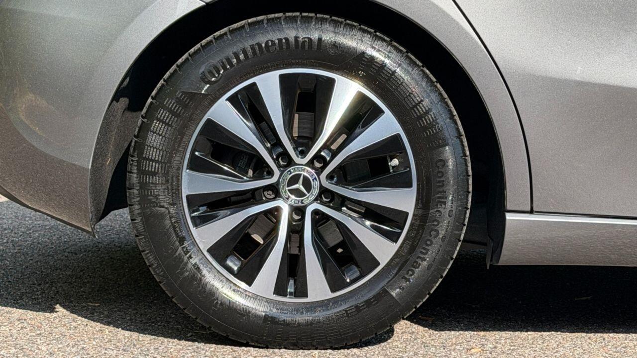 Mercedes-Benz A-Class view 35