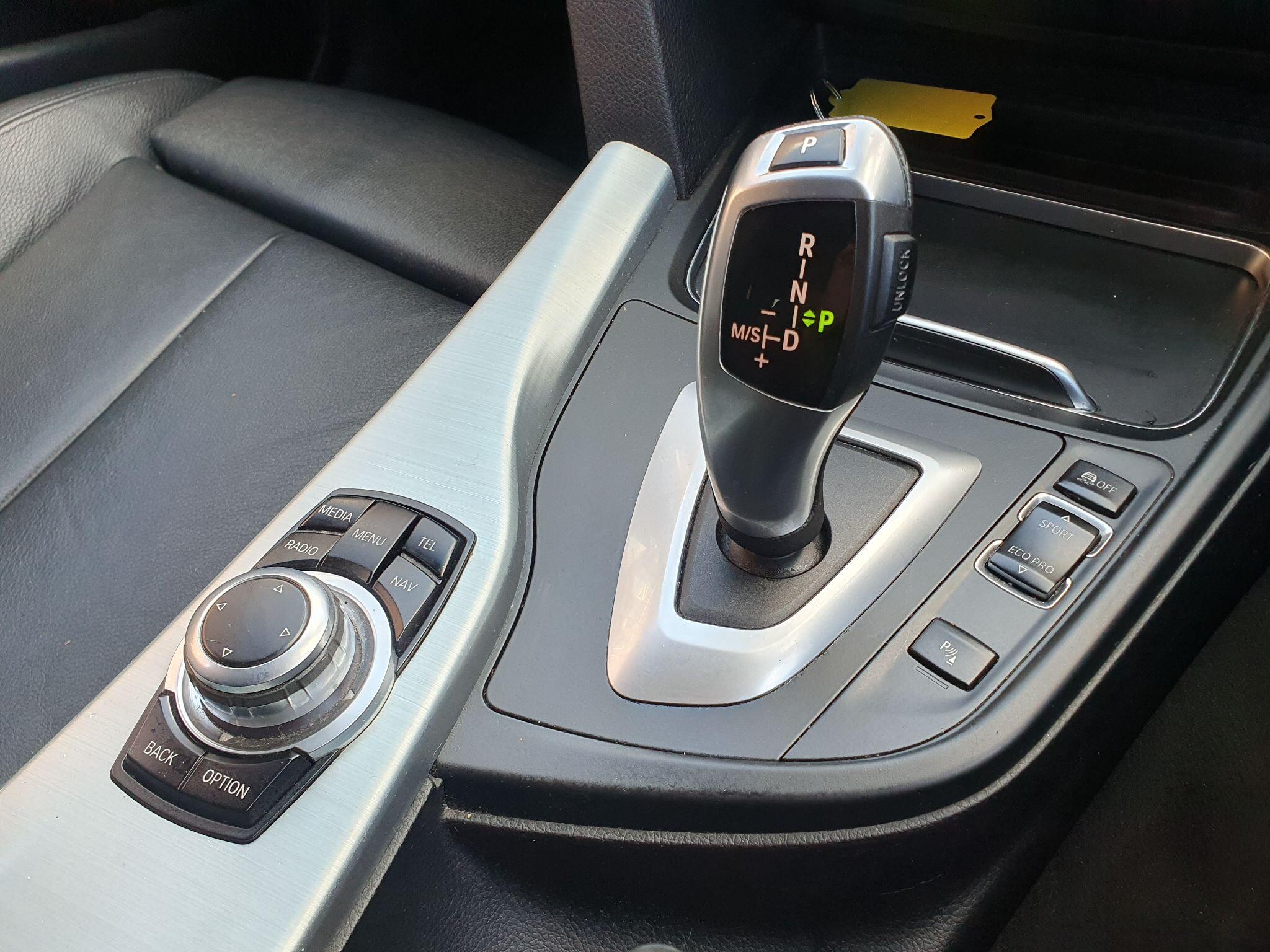 BMW 3 Series view 53