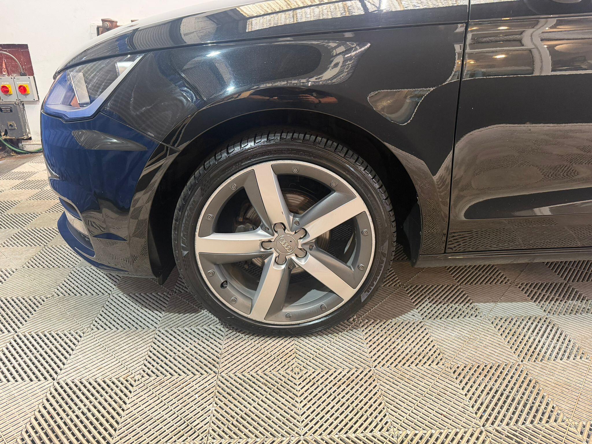 Audi A1 view 11