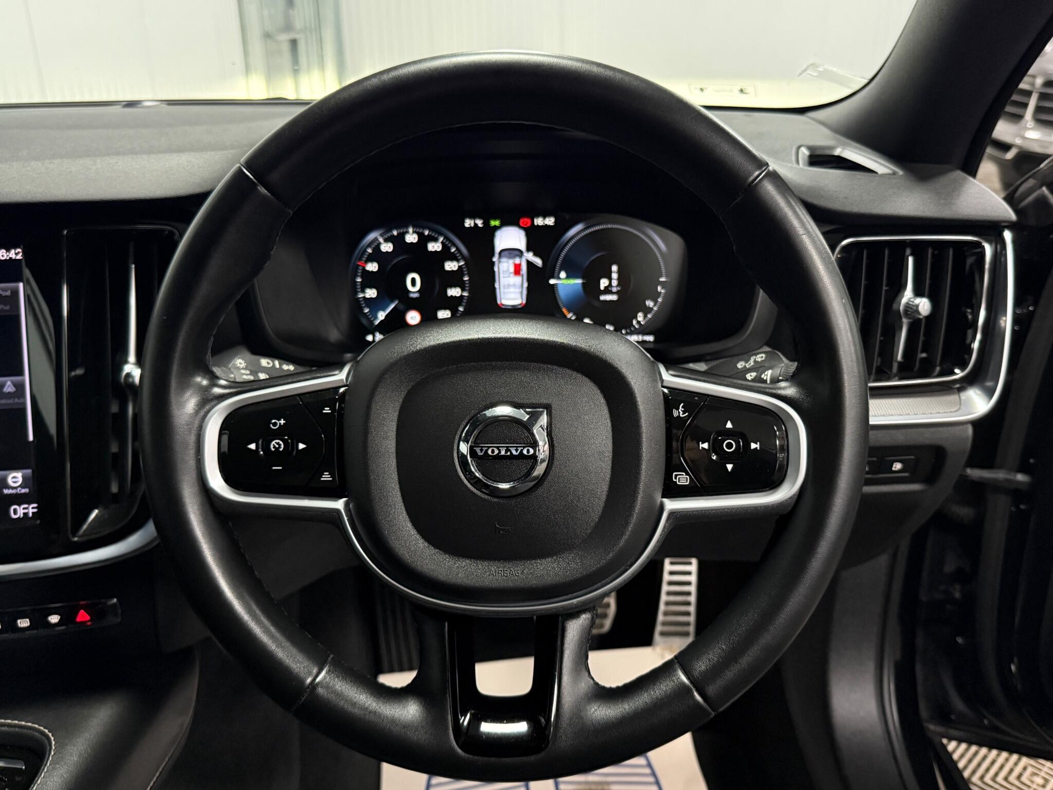 Volvo V60 view 15