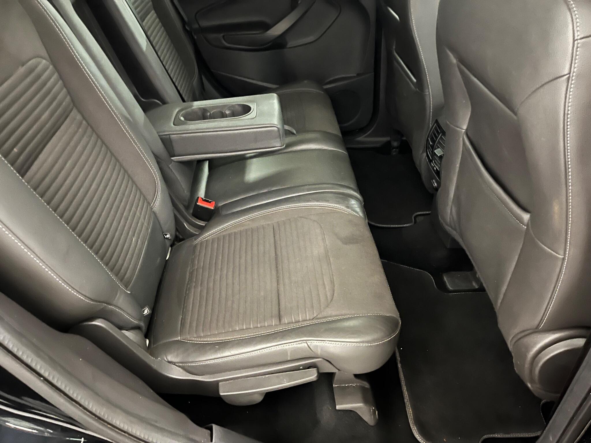 2018 Ford Kuga image 18