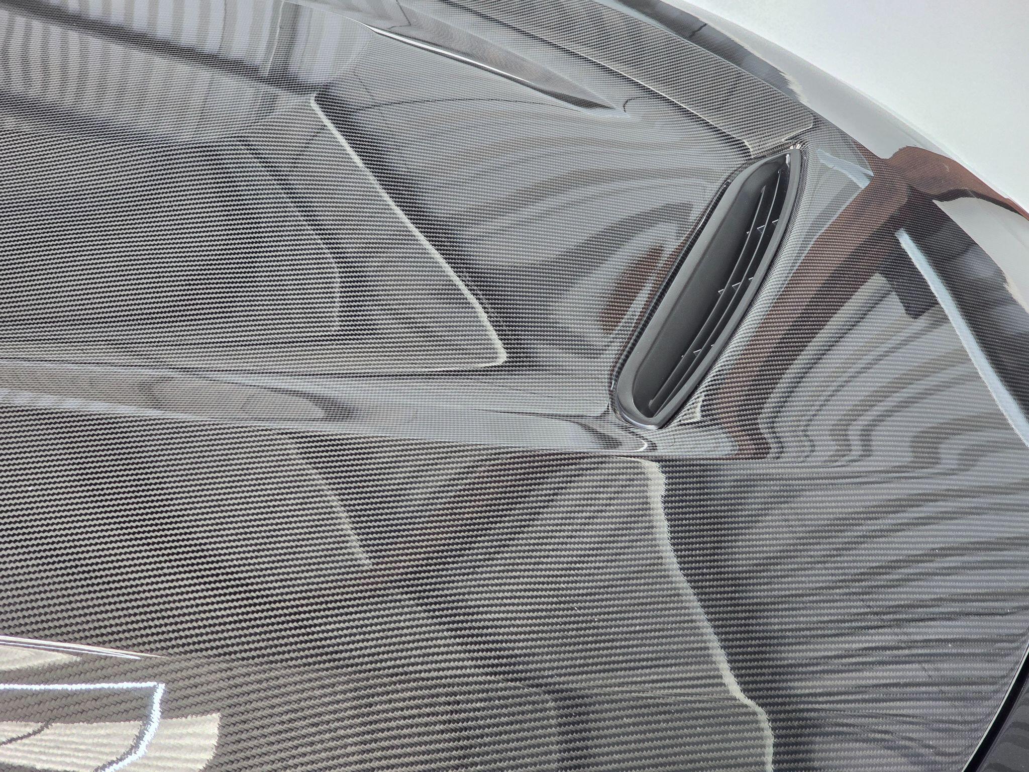 BMW M4 view 11