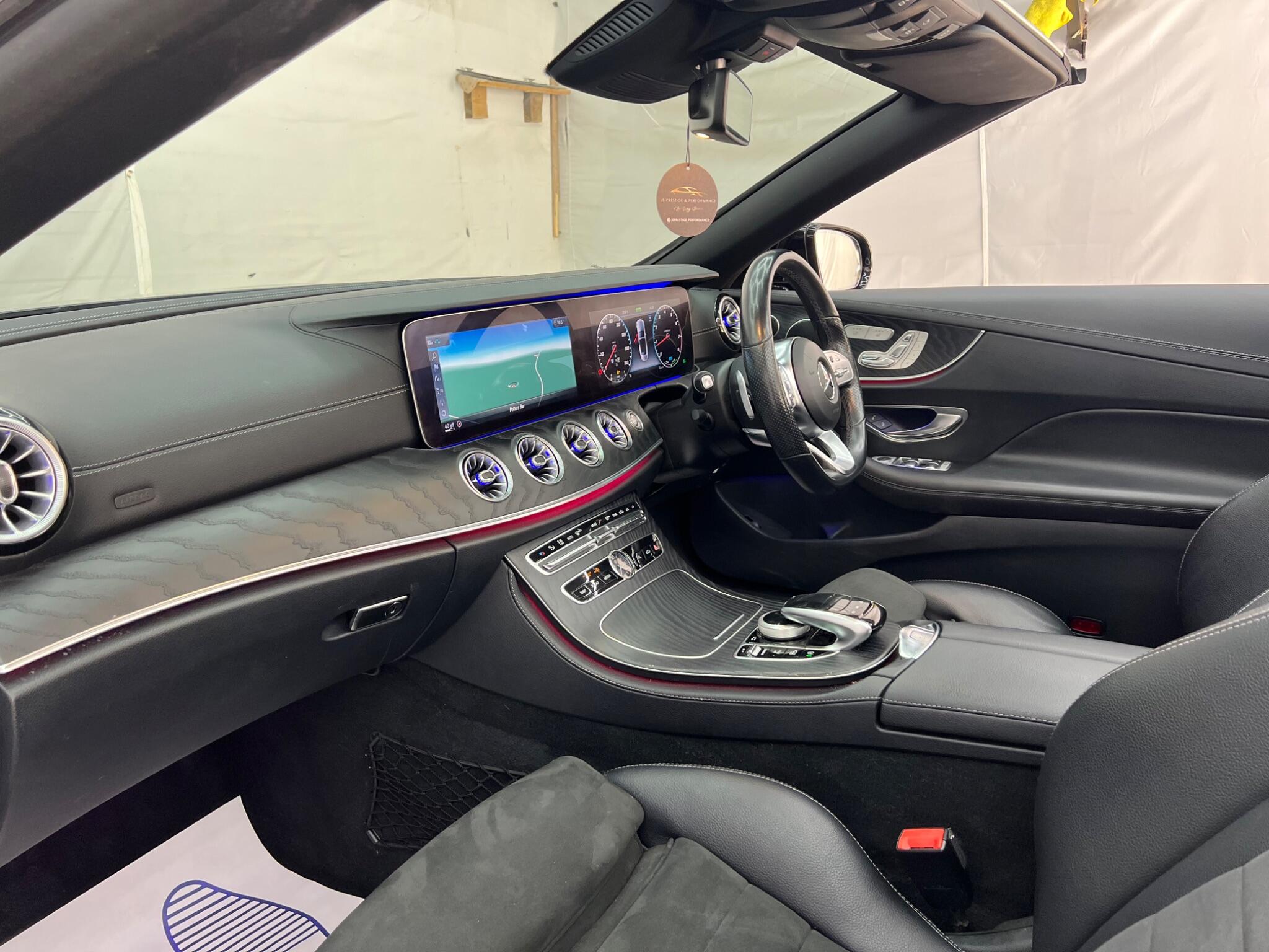 Mercedes-Benz E Class view 18