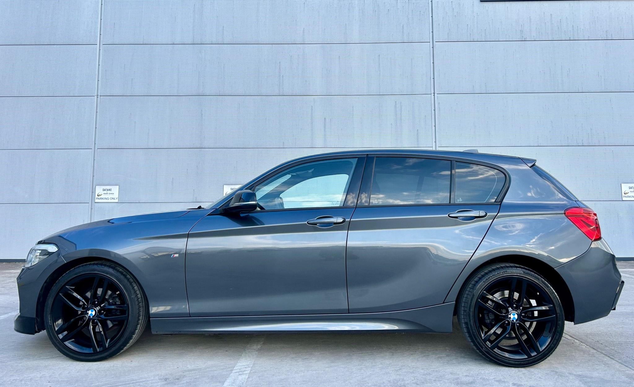 BMW 1 Series view 6