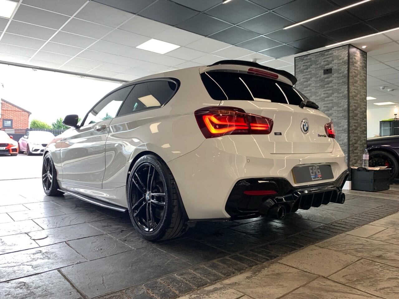 BMW 1 Series view 18
