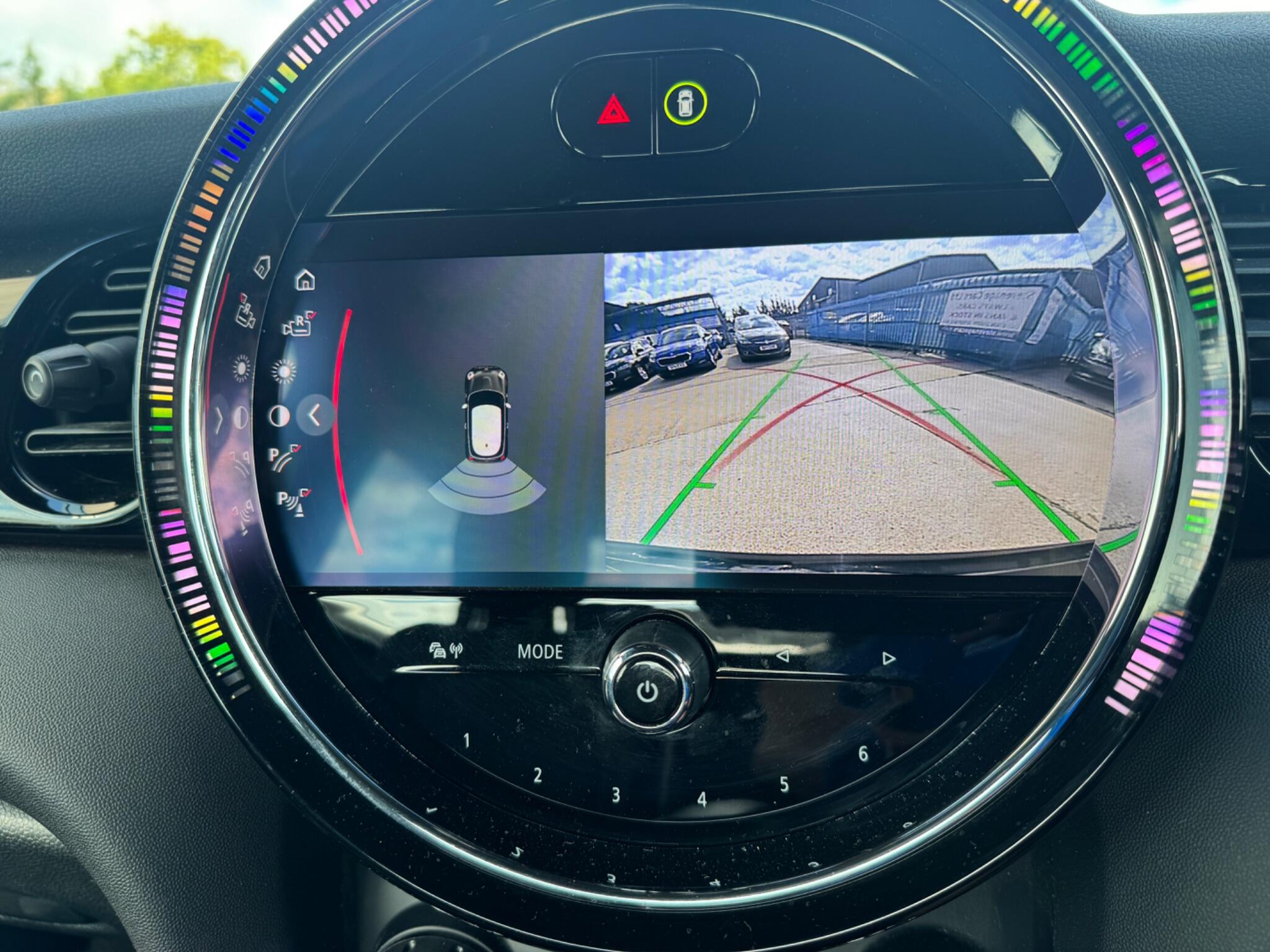 Mini Hatch view 3