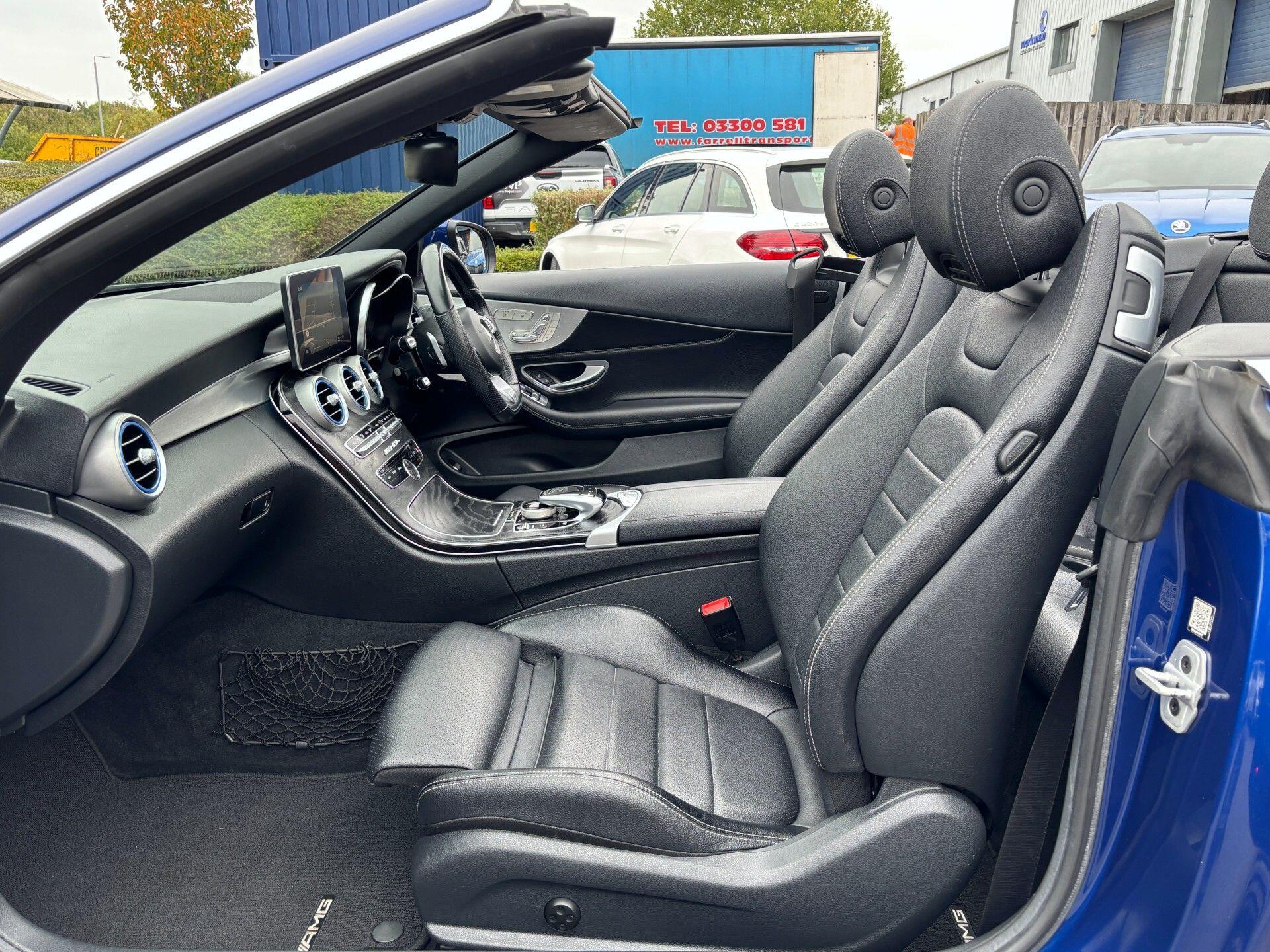 Mercedes-Benz C-Class view 30