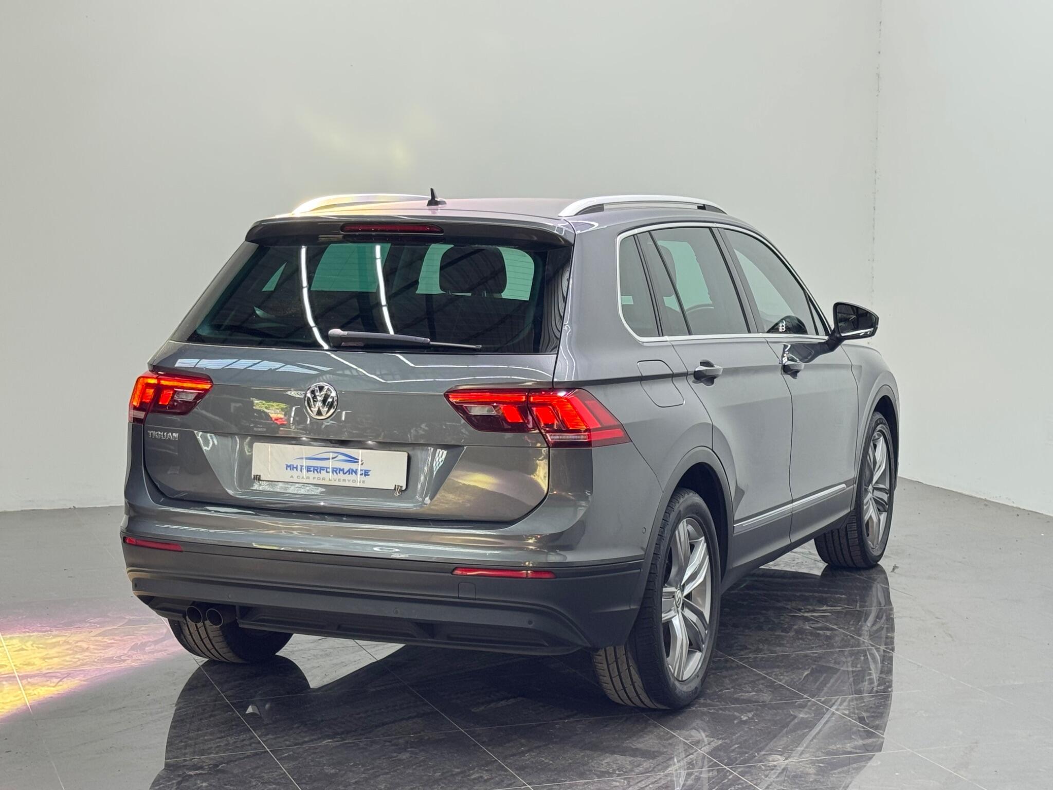 Volkswagen Tiguan view 9