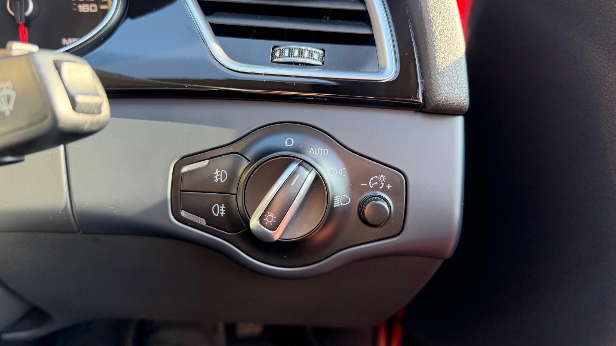Audi A4 view 34
