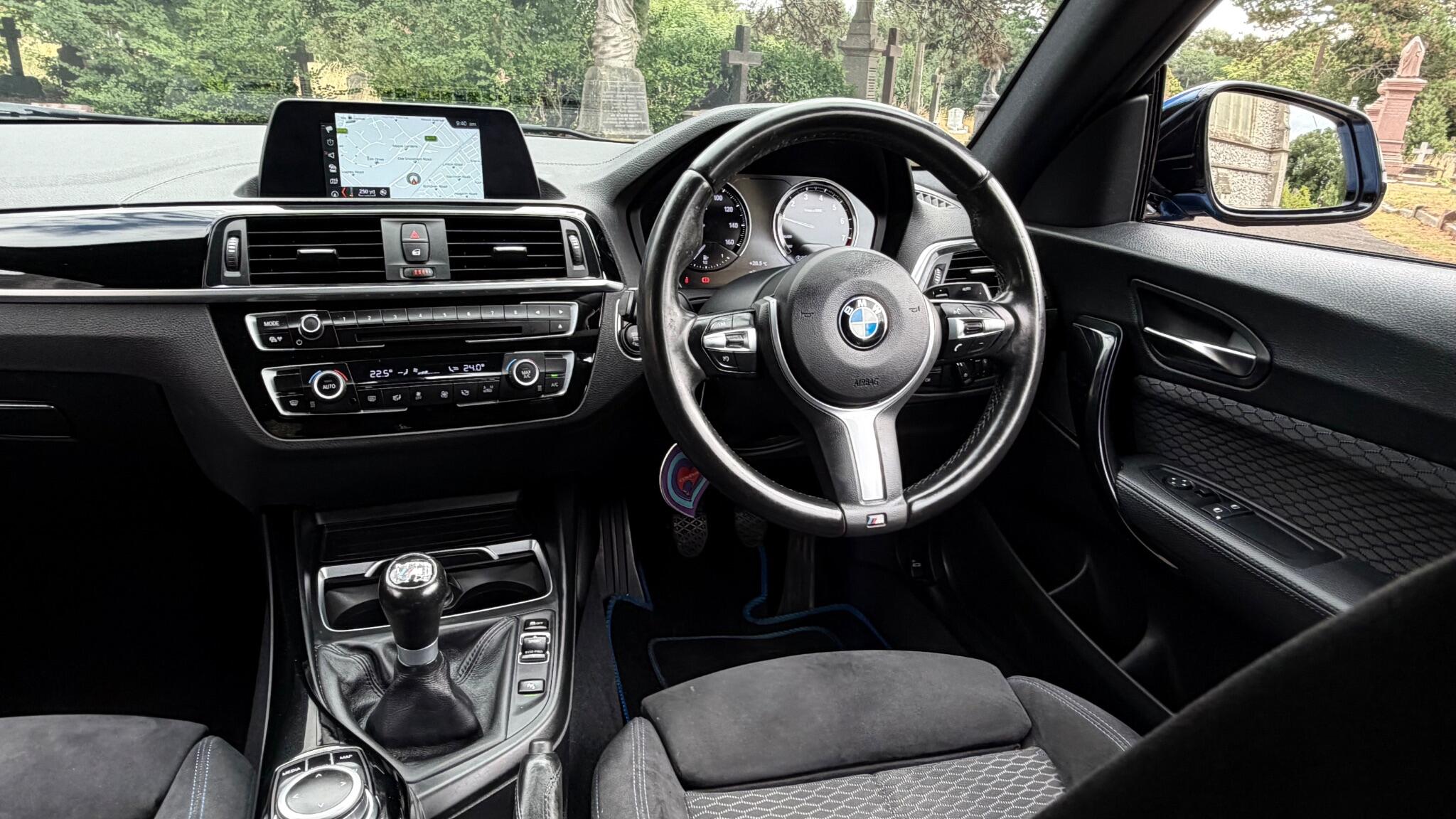 BMW 2 Series view 25