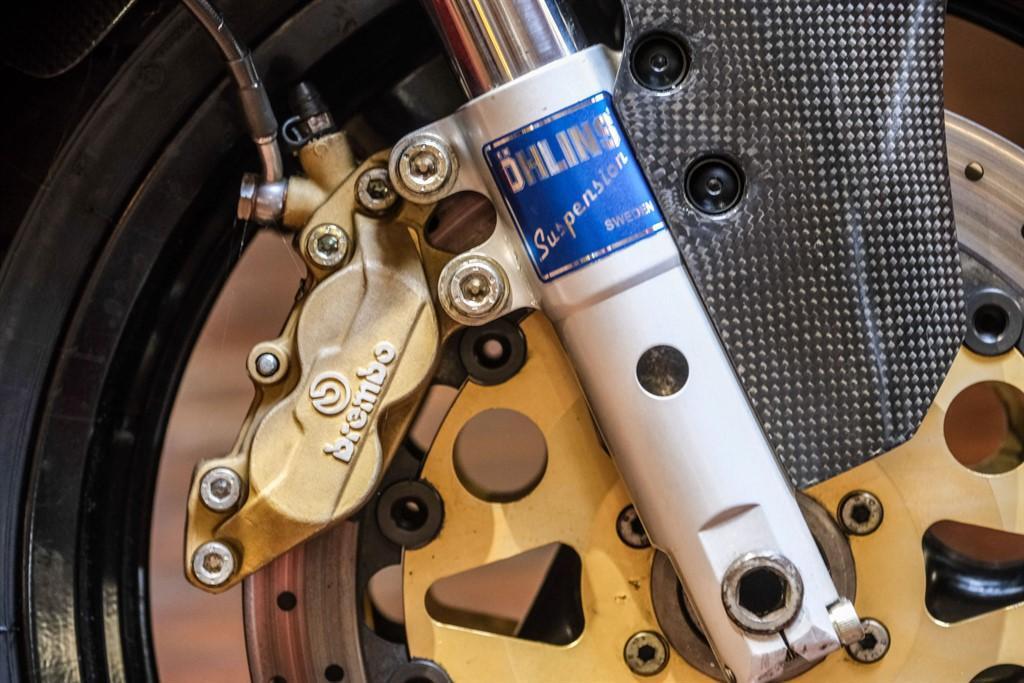Ducati 888 view 11