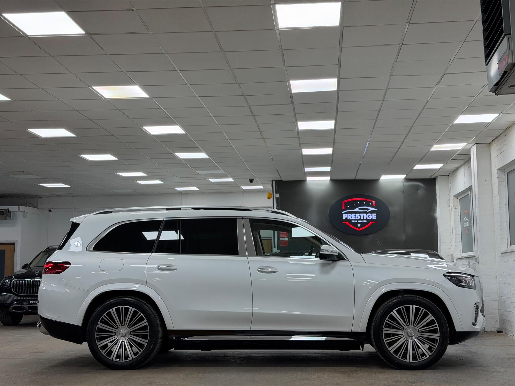 Mercedes-Benz GLS view 6