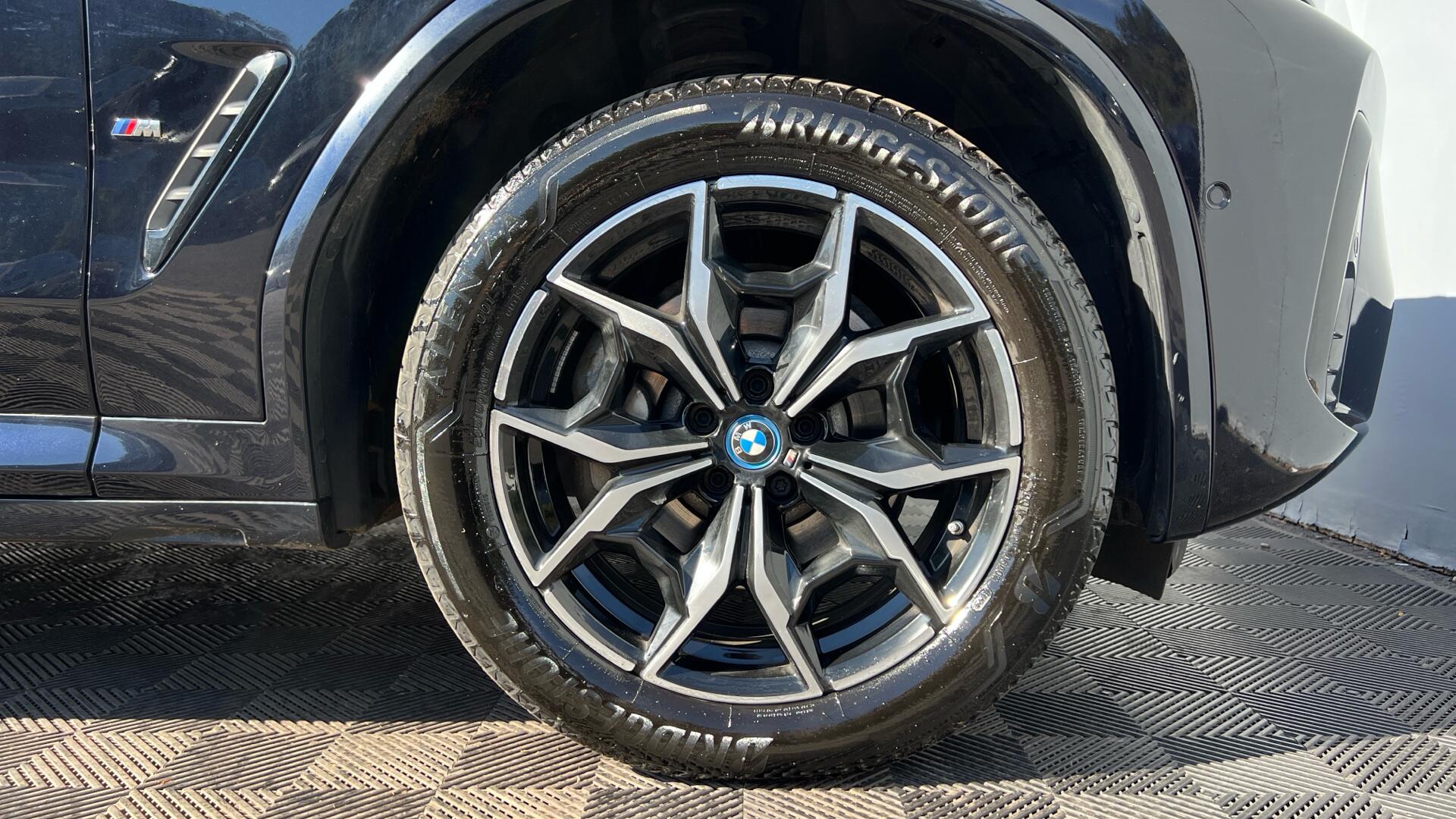 BMW X3 view 14