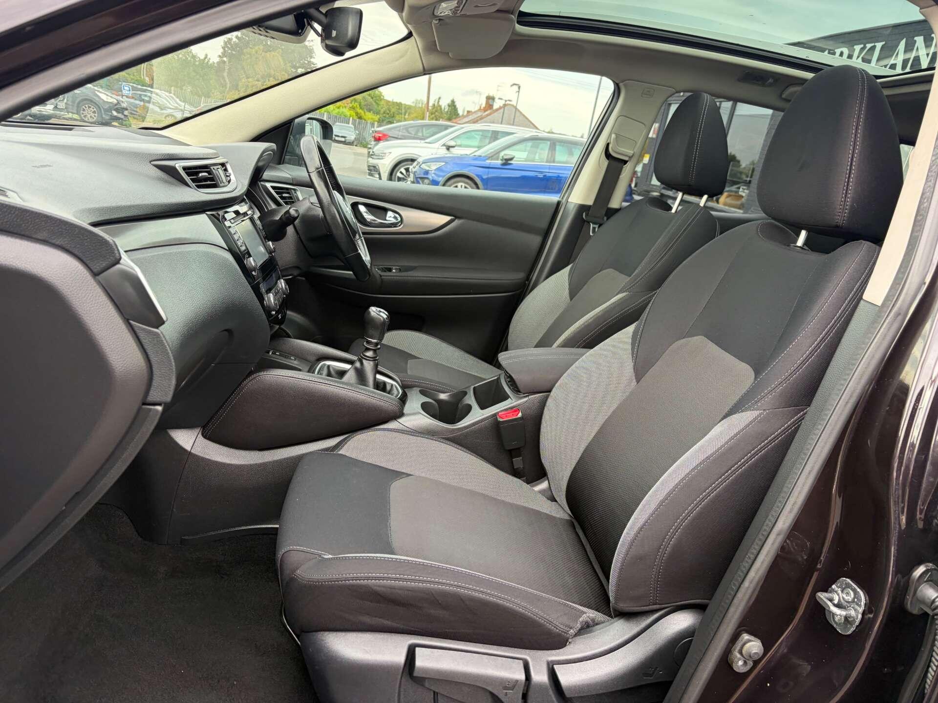 Nissan Qashqai view 15