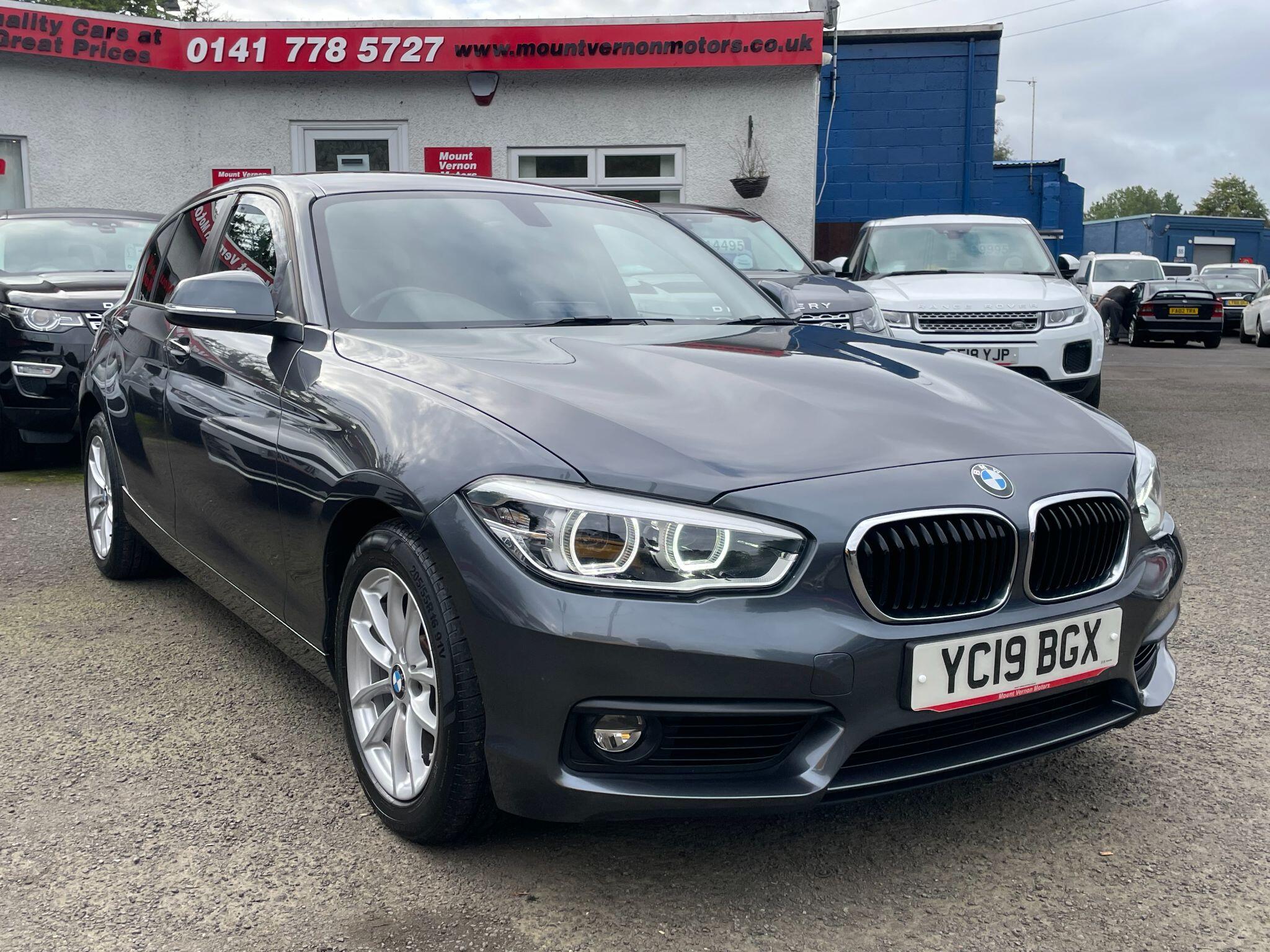 BMW 1 Series view 14