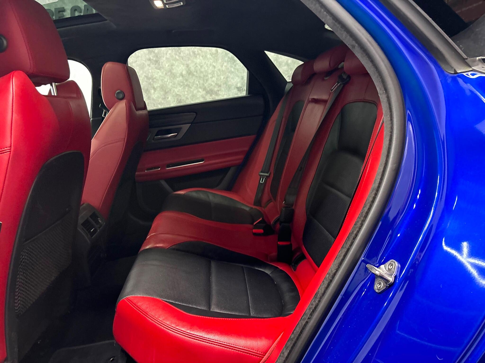Jaguar XF view 4