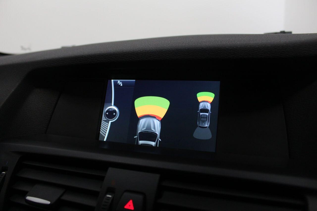 BMW X3 view 40